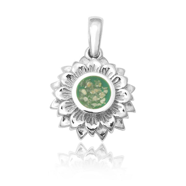 Flower/daisy resin pendant