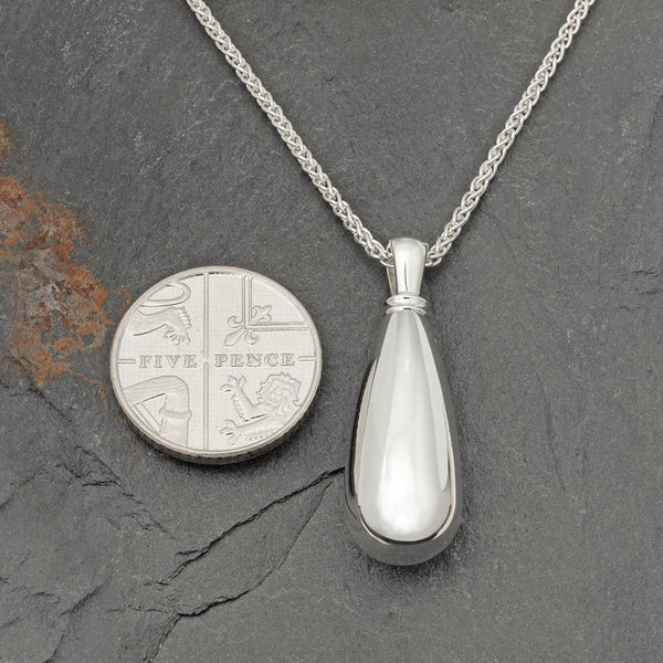 MediumTeardrop Pendant    (Crv outer)
