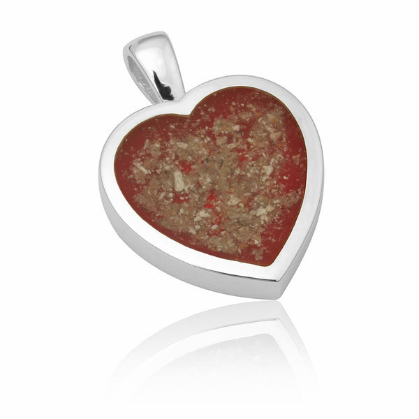 Heart shape resin pendant 21 x 15mm