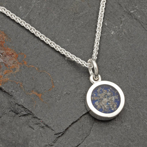 10mm round resin pendant