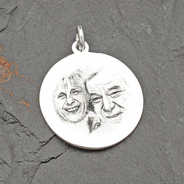 M6 Round 3D Engraved Pendant